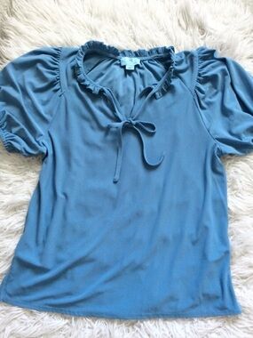 NWOT CeCe by Cynthia Steffe Ruffle Tie Neck Top